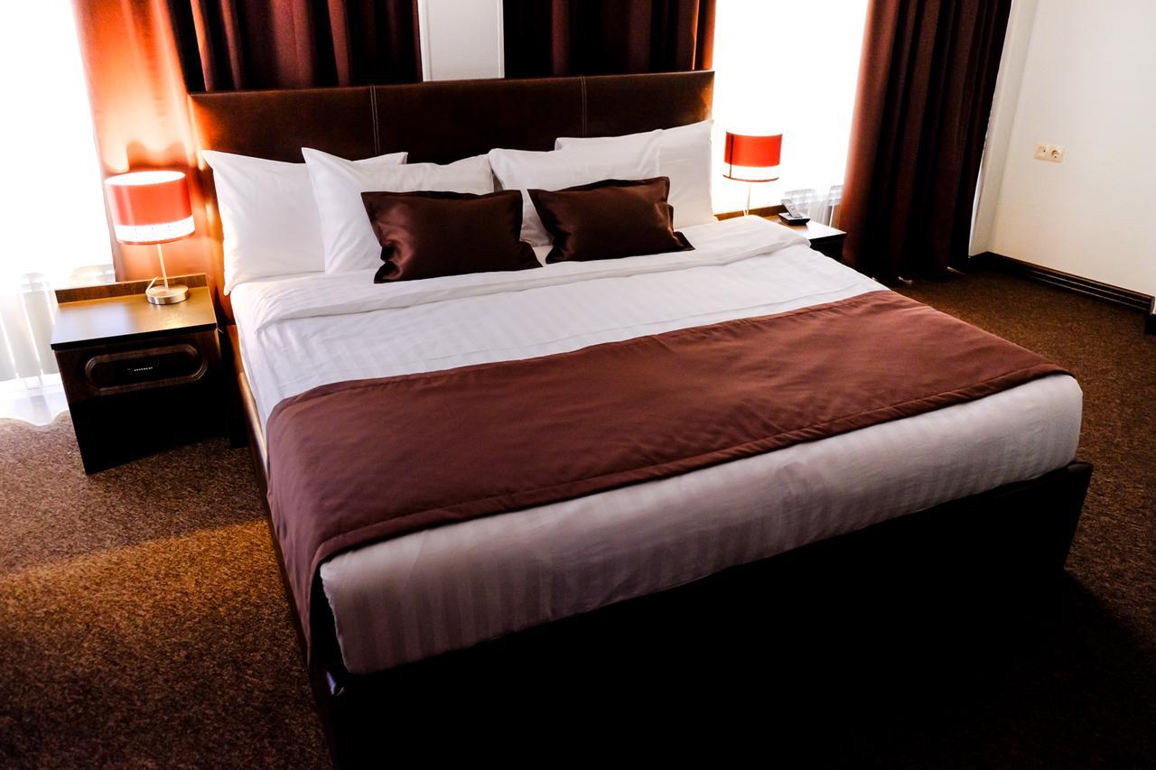 אקטאו Zhanaotel Hotel מראה חיצוני תמונה